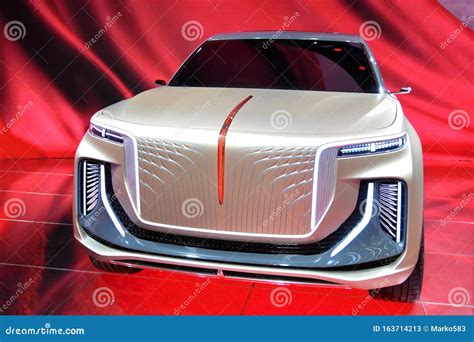 68. IAA Frankfurt 2019 - FAW-Hongqi E115 Concept Car Editorial Stock Photo - Image of gold ...