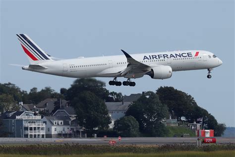 Air France A F Htyq Afr From Paris Landing On Flickr