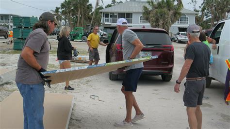 Fort Myers Beach slowly recovers six months after Hurricane Ian : NPR