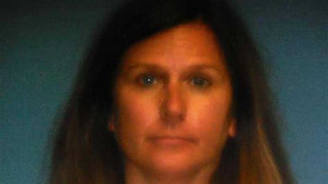 Lonoke Teacher Arrested For Giving Alcohol To Minors