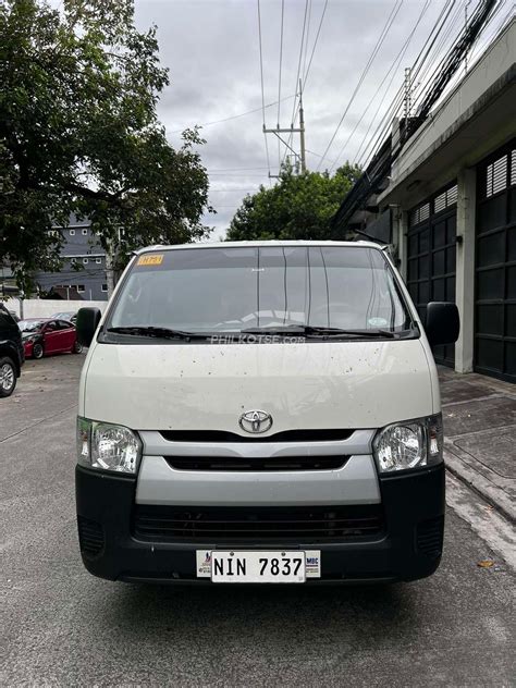 Buy Used Toyota Hiace 2023 for sale only ₱1245000 - ID840435