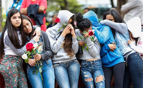 Mais velho entre os jovens mortos em chacina padeiro é enterrado em SP