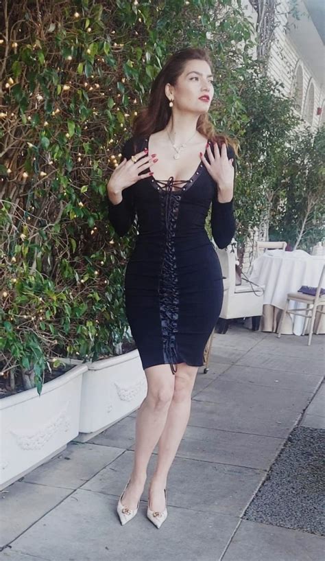 Blanca Blanco At Celebrity Hot Spot Il Pastaio In Beverly Hills 01 23