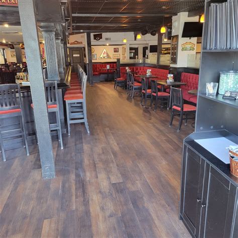 Canyon's Crown Restaurant & Pub Reopens After Renovations