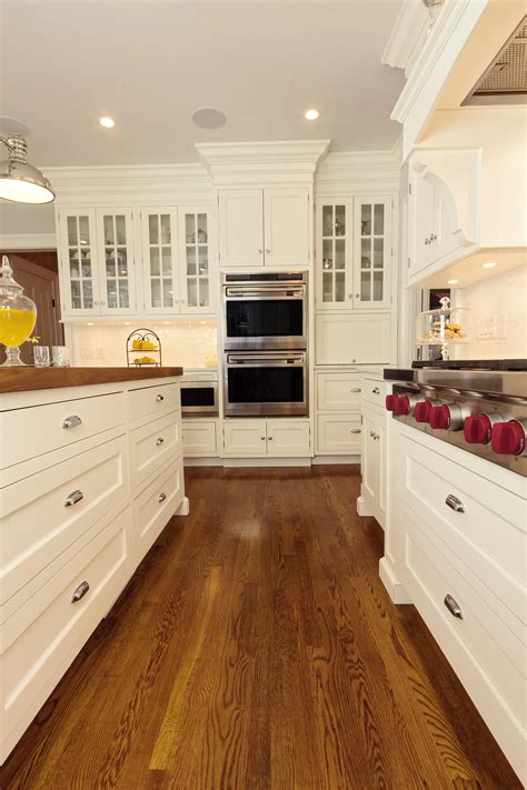 Warm And Welcoming - Best Custom Kitchens In Long Island | Showcase