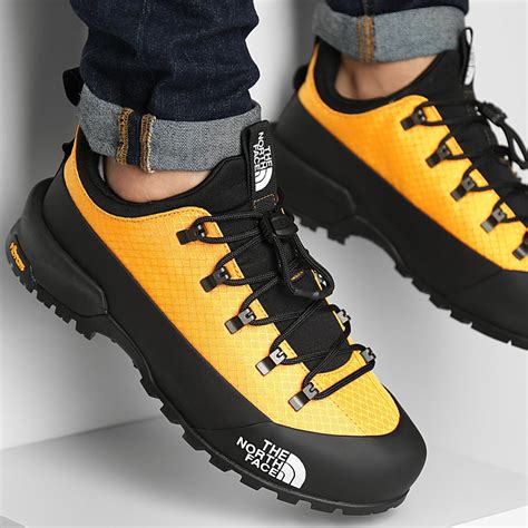 The North Face Baskets Glenclyffe Low A817b Summit Gold Black