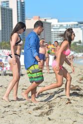 Daisy Lowe Bikini On The Beach In Miami 1 2 17 The Drunken StepFORUM A Place To Discuss