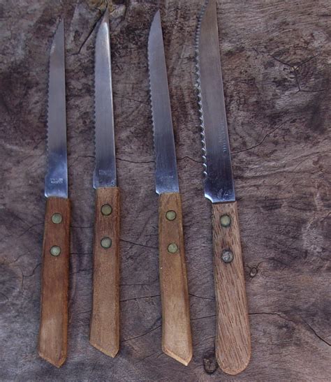 Set Of 4 Vintage Stainless Steel Serrated Steak Knives Wood Etsy