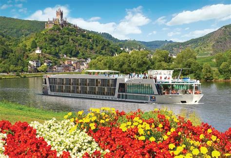 River cruise ship Danube - Visit Europe