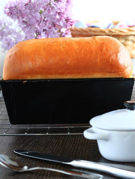 Soft And Fluffy White Bread Using Tangzhong Foxy Folksy