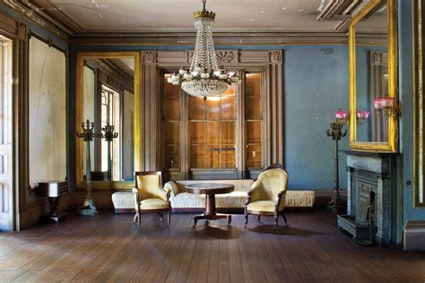 Take A Tour Of The Historic Homes In Charleston South Carolina