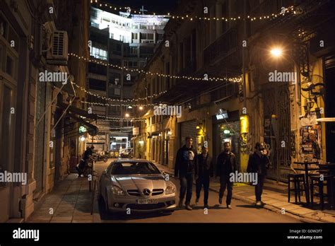 Nightlife in the city center Stock Photo - Alamy