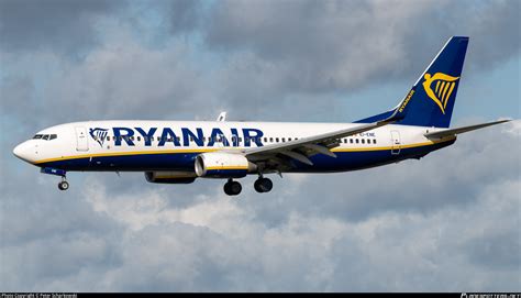 EI ENE Ryanair Boeing 737 8AS WL Photo By Peter Scharkowski ID