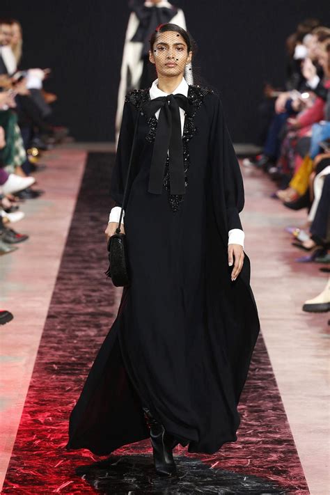 Elie Saab Fashion Collection Ready To Wear Fall Winter Presented