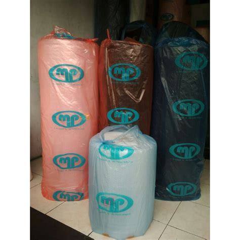 Jual W Bubble Wrap Separo Roll Meter X Cm Hitam Bening