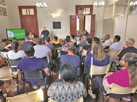 Jornal Cataguases De Outubro De Prefeitura Municipal De