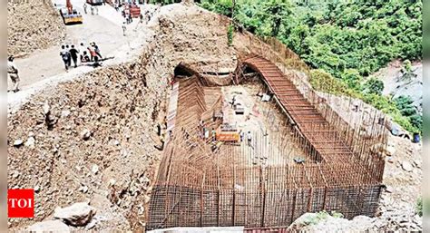 Uttarakhand Labourers Dead Critically Hurt As Part Of Under