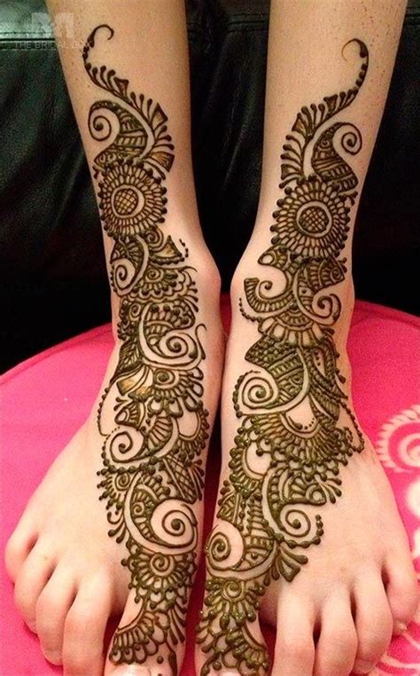 Leg And Foot Mehndi Patterns To Try This Wedding Season