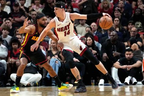 Tyler Herro Duncan Robinson Power Heat Past Hawks 122 113 Hot Hot Hoops Miami HEAT NBA Blog