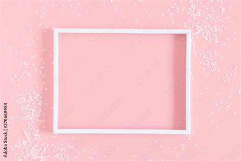 Mẫu mới nhất 2022 Pink background new Tải miễn phí từ Canva