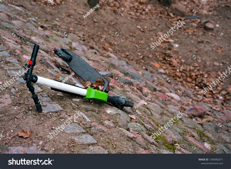 414 Electric Scooter Injury Images Stock Photos Vectors Shutterstock