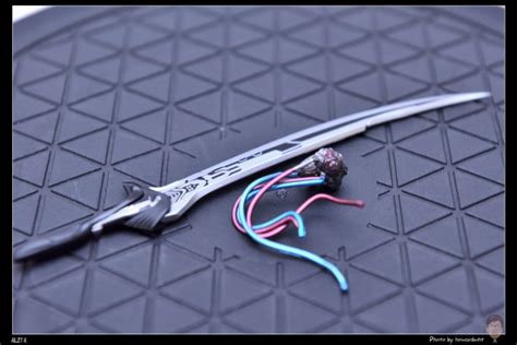 開箱美麗與戰力的並存者 Hot Toys 艾莉塔戰鬥天使