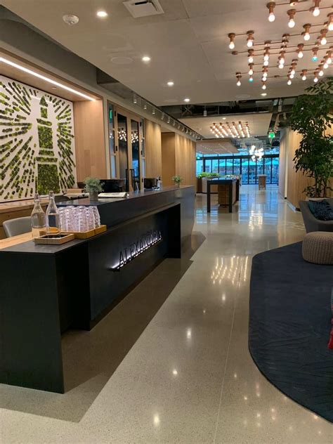 HQ Kitchen & Amenities - Intersect Management