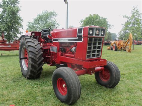 ih  black stripe tractor