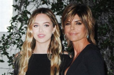 Lisa Rinna's Daughter Signs With Major Modeling Agency