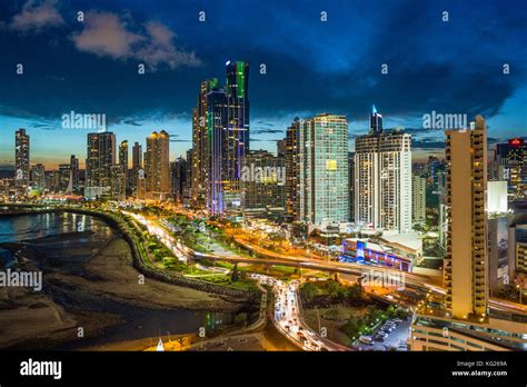 Panama city skyline hi-res stock photography and images - Alamy