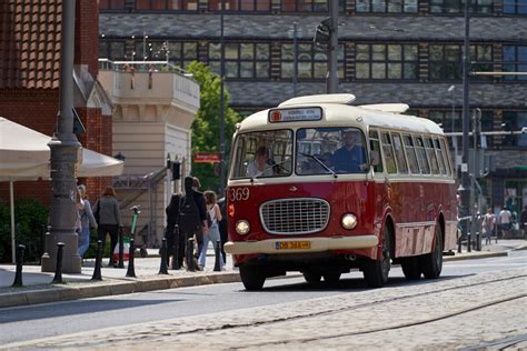 Zabytkowe tramwaje i autobusy Wrocławskie Linie Turystyczne 2023