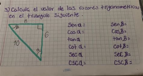 Calcula el valor de las razones trigonométricas en el triángulo