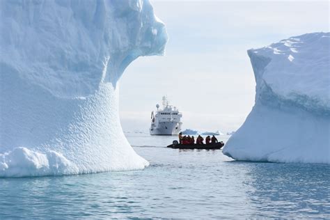 Should Tourists Still Be Visiting Antarctica? | Adventure Travel Trade ...