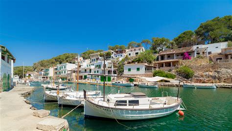 Es Pontàs Cala Figuera Caló des Burgit y Cala Barca Trencada