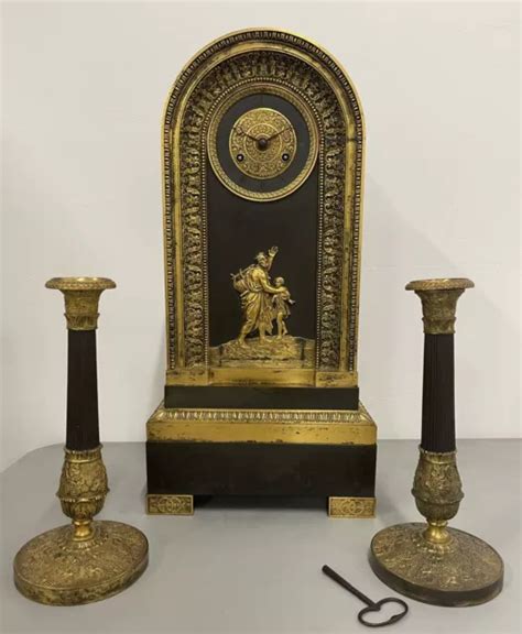 PENDULE BORNE BRONZE Ciselé Doré Patine Epoque Empire Anacréon A La