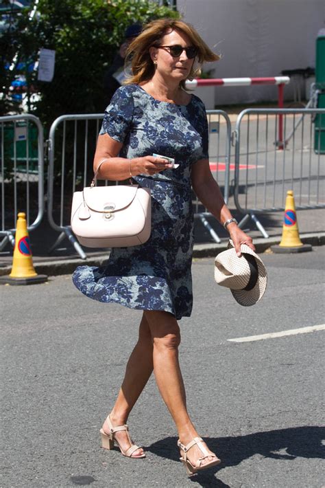 Pippa Middleton & Mom Carole in Summer Dresses & Sandals at Wimbledon ...