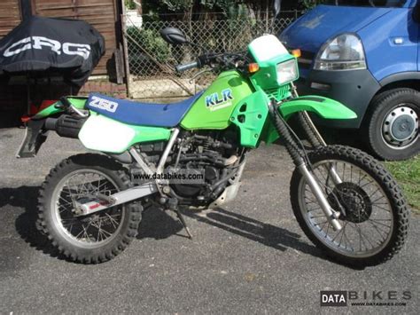 1987 Kawasaki KLR250 Moto ZombDrive