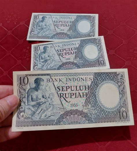 Koleksian Uang Kertas Rupiah Lembar Ciriculated Antik