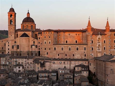 Urbino Cosa Vedere Fare E Mangiare Weraigo