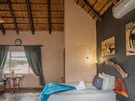 Grassland Safari Lodge Book Your Dream Self Catering Or Bed And