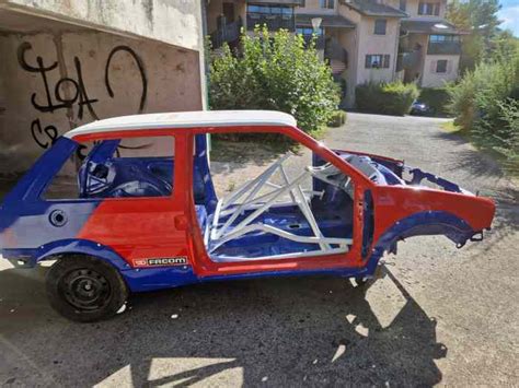 Caisse Citroën AX sport pièces et voitures de course à vendre de