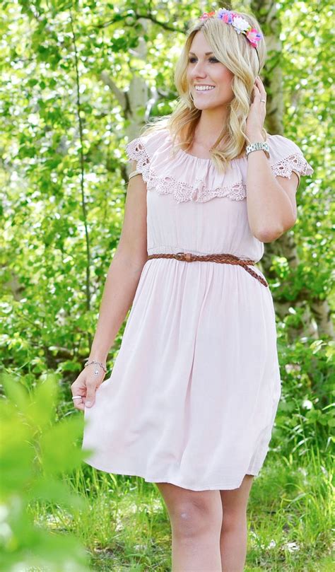 Ljusrosa Sommarkl Nning Midsommar Inspiration Pink Lace Summer Dress