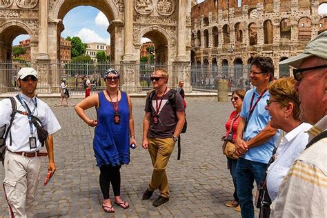 Rome Visite guidée du Colisée avec accès au Forum romain et au mont