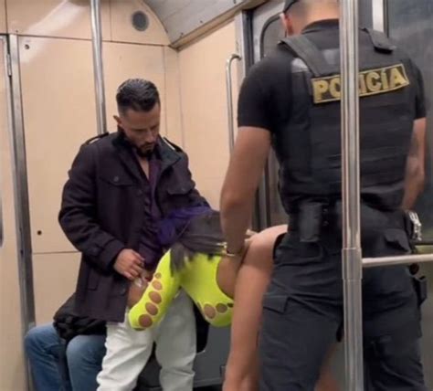 Luna Bella Graba Video Para Adultos En El Metro Cdmx