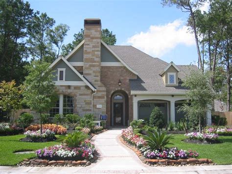 Attractive landscaping can help high-performance home builders sell ...