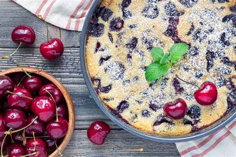 Clafoutis De Cerezas Una Tarta Francesa Muy Sencilla Sabrosa Y Por