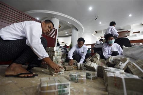 Myanmar Will Unleash Its Currency Wsj