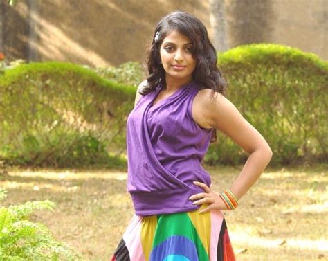 Mythili Leaked Pics Malayalam Actress Mythilis Private Pictures