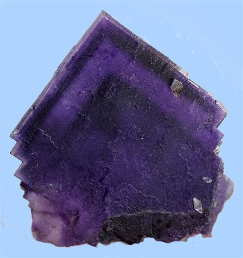 fluorite Hummingbird Minerals, January 17, 2024 - The-Vug