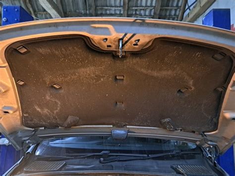 PODBITKA WYGŁUSZENIE MASKI FORD MONDEO MK4 LIFT za 126 zł z Krzywiń